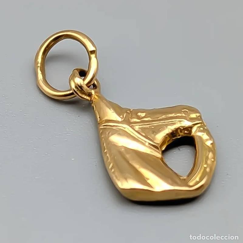 Joyeria: Pingente em ouro 9 quilates com pedra verde, 0,85 gramas, 7mm