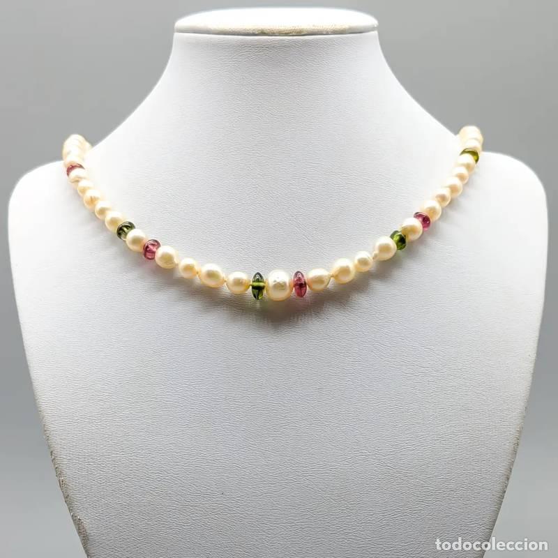 Joyeria: Broche em ouro 14 quilates com camafeu, 4,02 gramas, 29mm