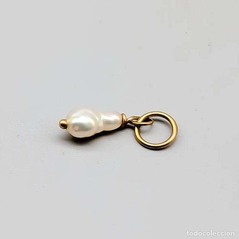 Joyeria: Pingente em ouro 18 quilates com camafeu, 7,34 gramas, 37mm