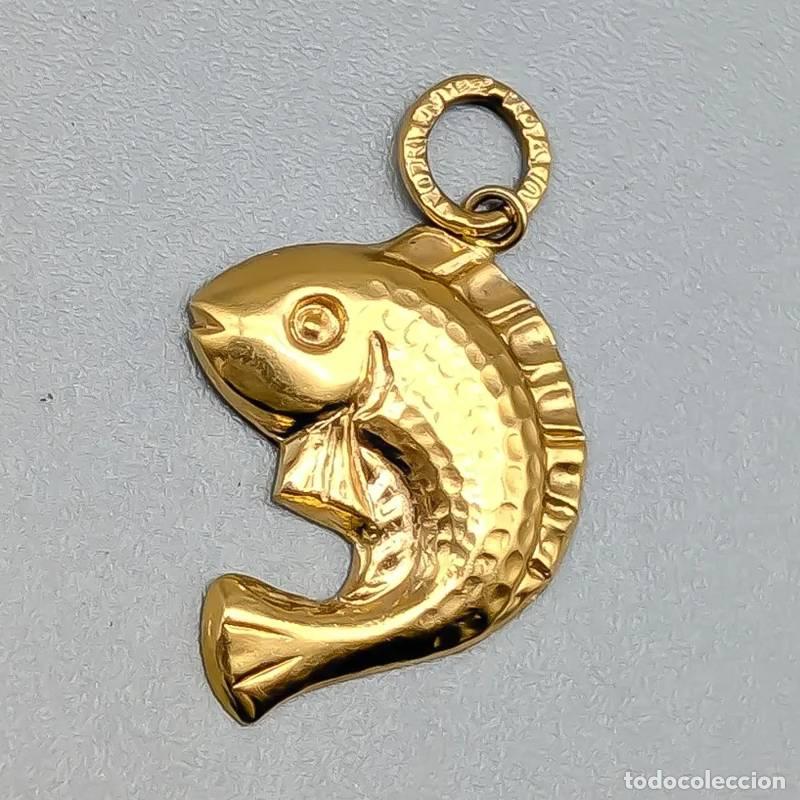Joalharia: Pingente em ouro 18 quilates, 6,13 gramas, 64mm