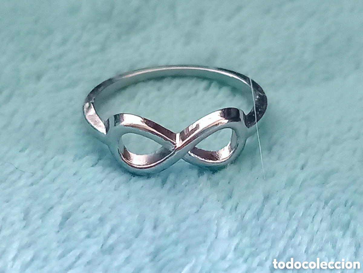 Jewelry: Original anillo plateado infinito hueco. 17mm di&aacute;m. Muy bonito
