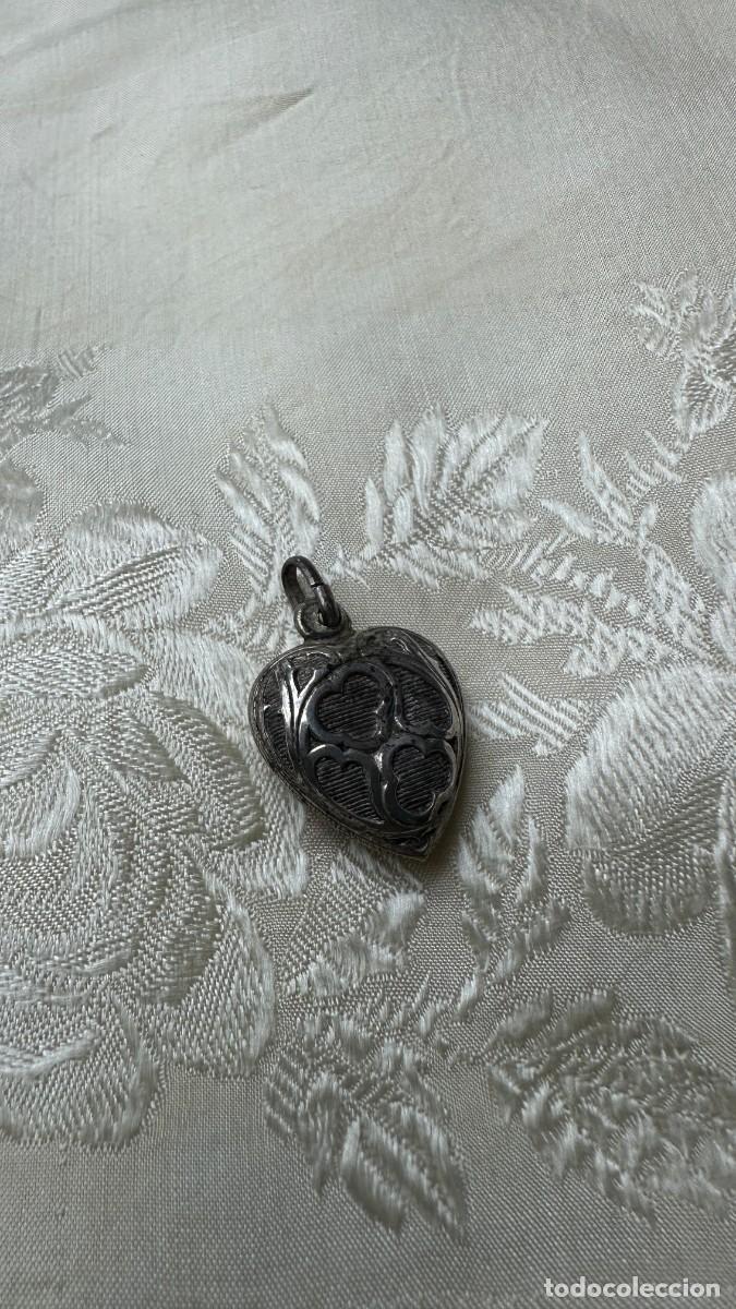 Joyeria: Antiguo colgante. Coraz&oacute;n labrado - Foto 3