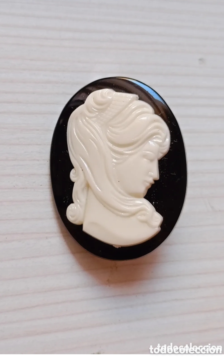 Joyeria: Broche camafeo vintage ovalado blanco y negro mujer 4x3cm