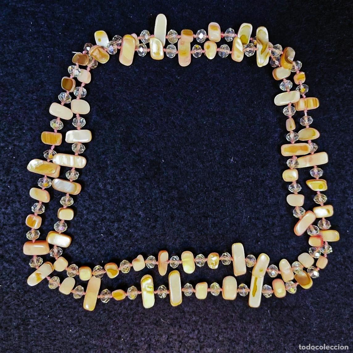 Gioielleria: COLLAR MUY LARGO DE PLACAS DE NACAR ROSA Y PIEDRAS SWAROSKI. MED. 120 CMS. SIN CIERRE