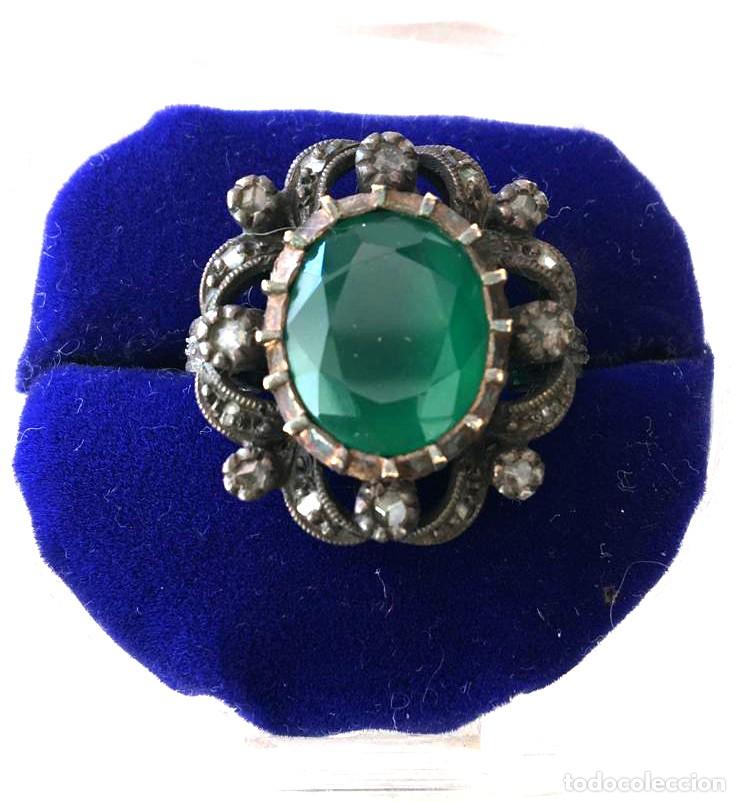 Joalharia: Conjunto o juego de pendientes y anillo