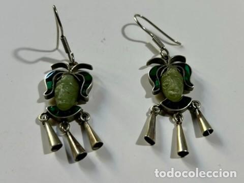 Joyeria: PENDIENTES VINTAGE MEXICANOS DE PLATA 925 TAXCO CON ROSTROS TALLADOS EN PIEDRA VERDE