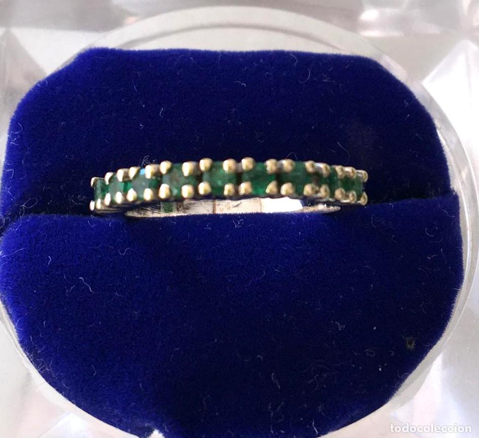 Joyeria: Anillo de oro blanco con esmeraldas - Foto 2
