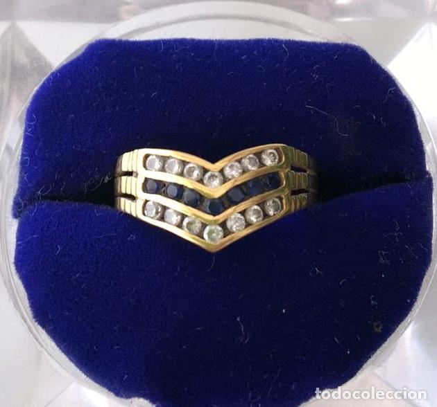 Joalharia: Anillo de oro con bonito dise&ntilde;o en V