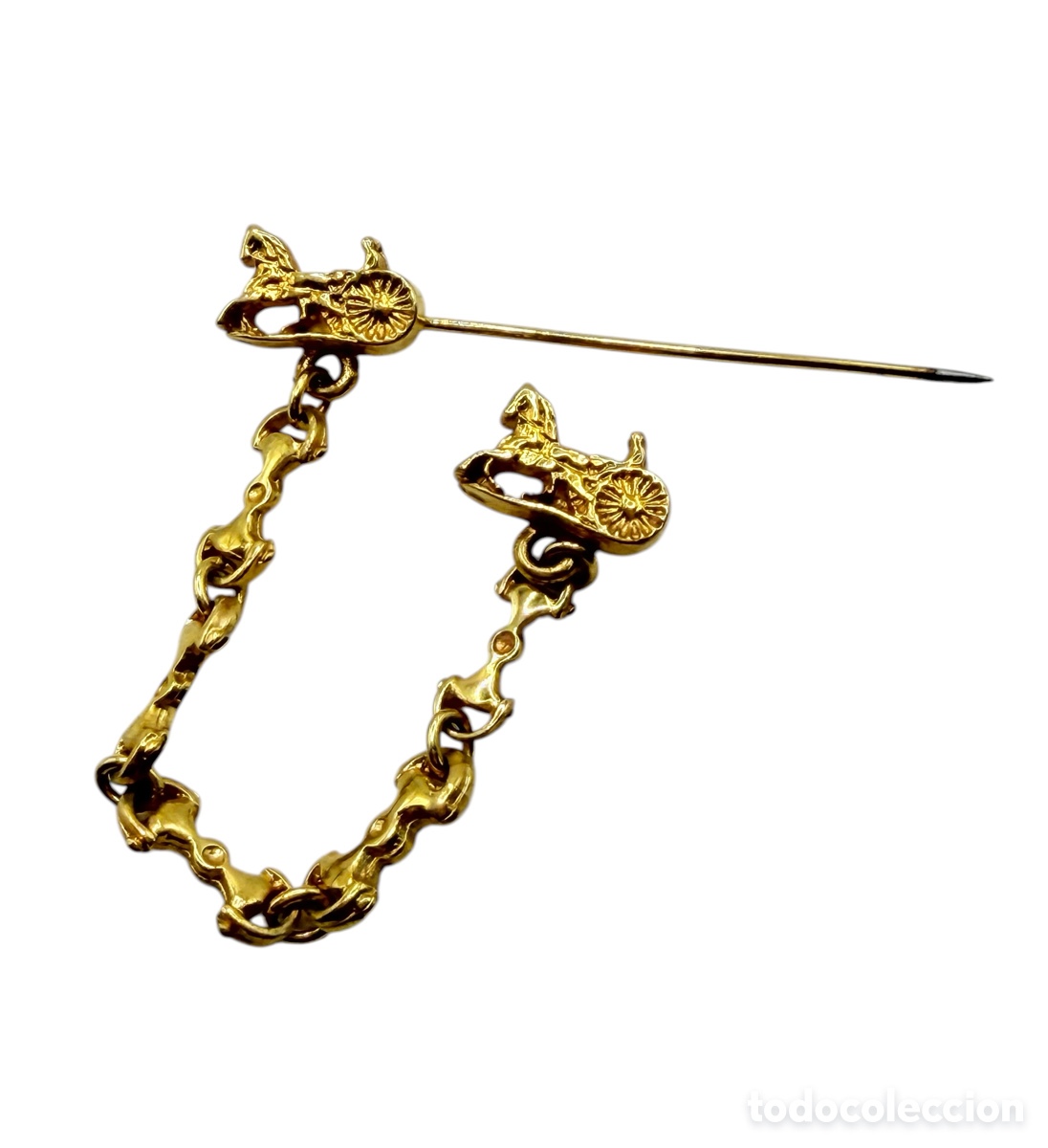 Jewelry: Alfiler de Carros Dorado