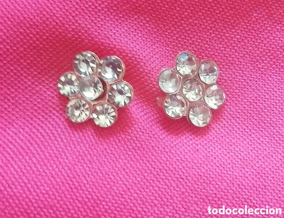 Joyeria: Originales pendientes de bot&oacute;n flores, margaritas color oro rosa con incrustaciones brillantes blanc