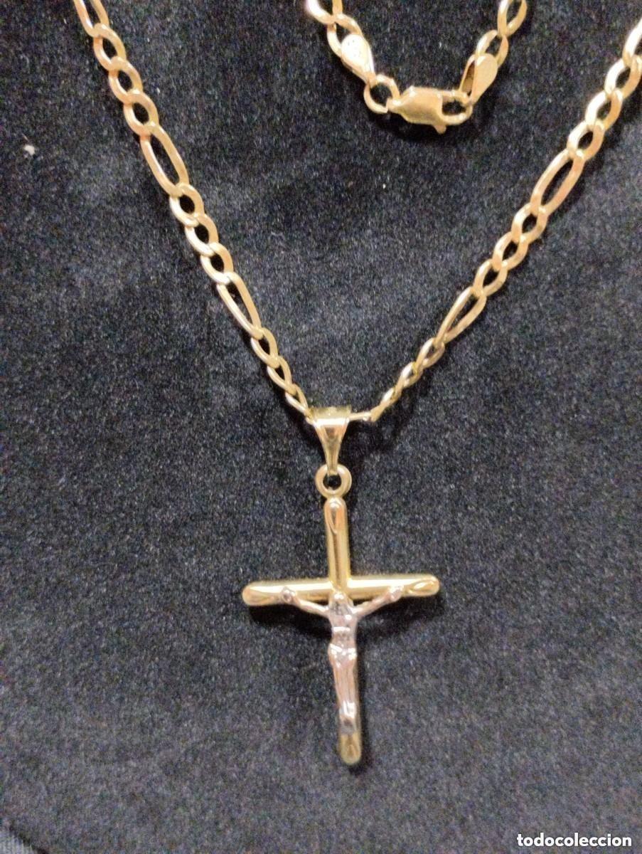 Joyeria: preciosa cadena de oro con crucifijo de oro blanco y amarillo
