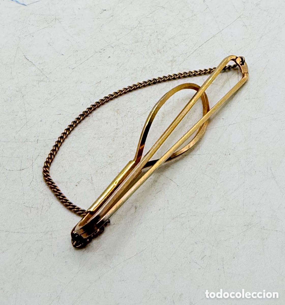 Joyeria: Alfiler de Joyer&iacute;a Ba&ntilde;ado en Oro