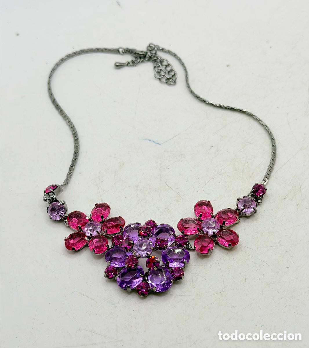 Joyeria: Collar de Pedrer&iacute;a de Flores