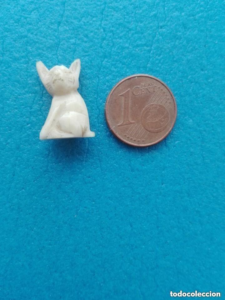 Schmuck: ANTIGUO COLGANTE DE MARFIL TALLADO (FIGURA DE GATO)