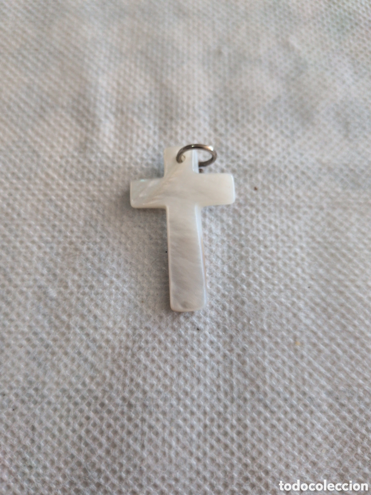 Jewelry: Colgante Cruz de n&aacute;car y plata