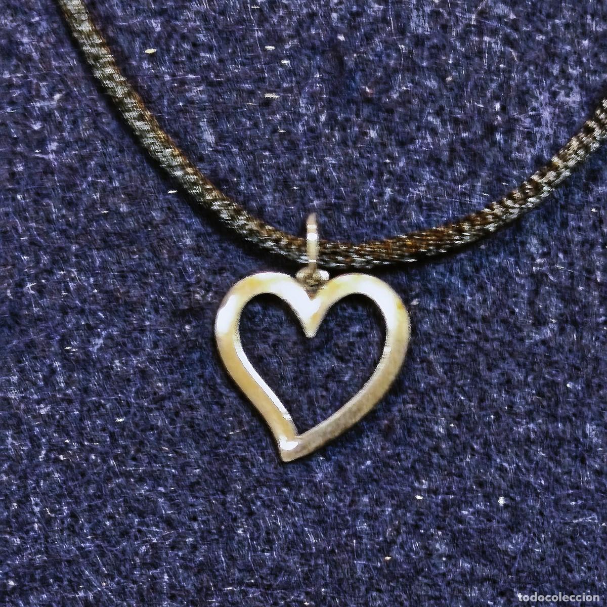 Joyeria: COLGANTE DE PLATA FORMA CORAZON. PLATA DE LEY. A&Ntilde;OS 70