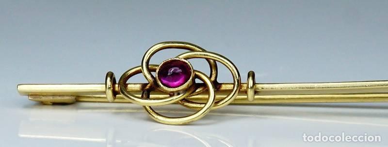 Joyeria: Joias - Pregadeira de Ouro (1608) - Foto 3
