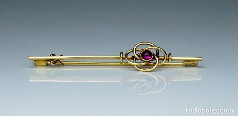 Joyeria: Joias - Pregadeira de Ouro (1608) - Foto 1