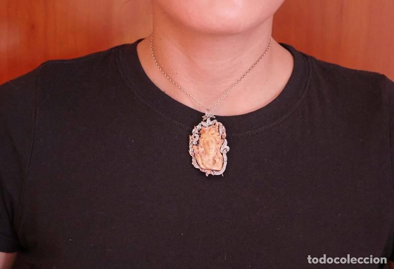 Joyeria: Joias - Pregadeira/Pingente de Ouro e prata (1663) - Foto 3