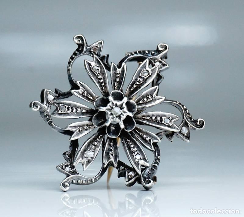 Joyeria: Joias - Pregadeira de Ouro e prata (1615) - Foto 1