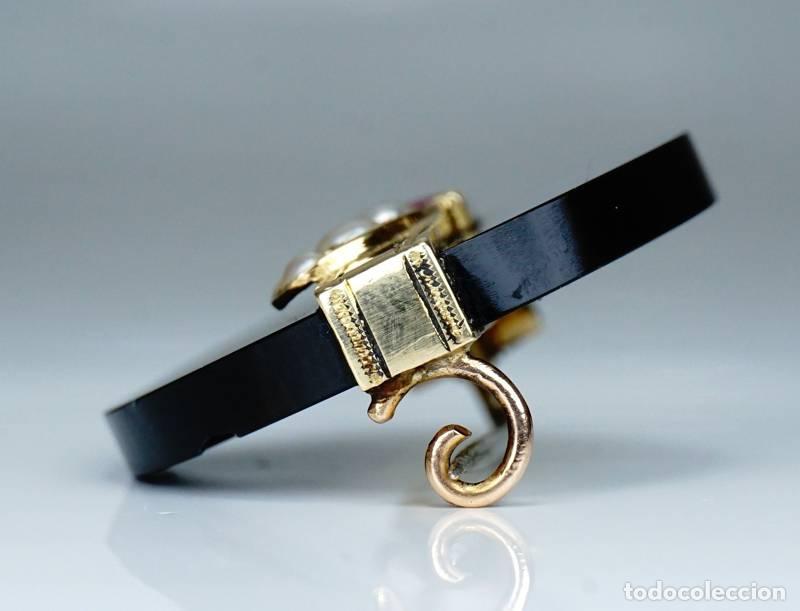 Joyeria: Joias - Pregadeira de Ouro (1617) - Foto 2