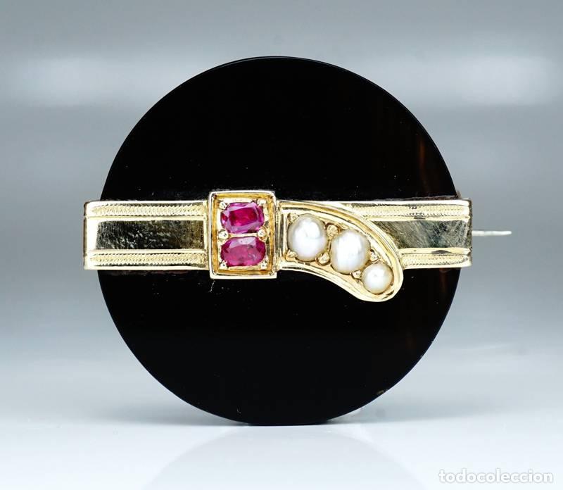 Joyeria: Joias - Pregadeira de Ouro (1617) - Foto 1