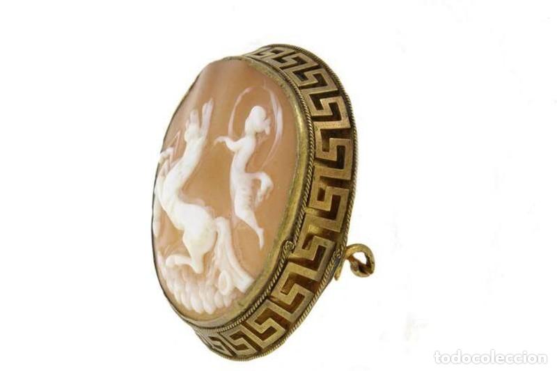 Joyeria: Joias - Pregadeira de Ouro (1672) - Foto 4