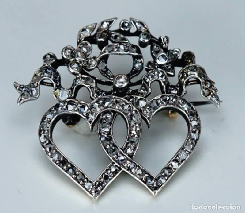 Joyeria: Joias - Pregadeira de Ouro e prata (1620) - Foto 3