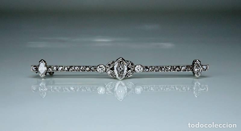 Jewelry: Joias - Pregadeira de Platina - Art Deco (1627)