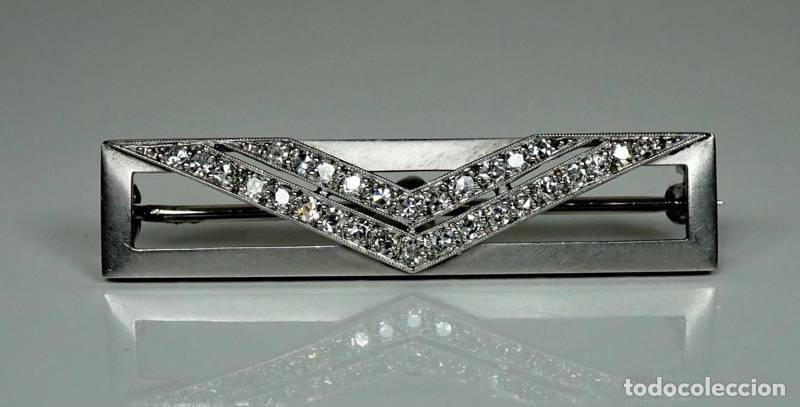 Jewelry: Joias - Pregadeira de Platina - Art Deco (2142)