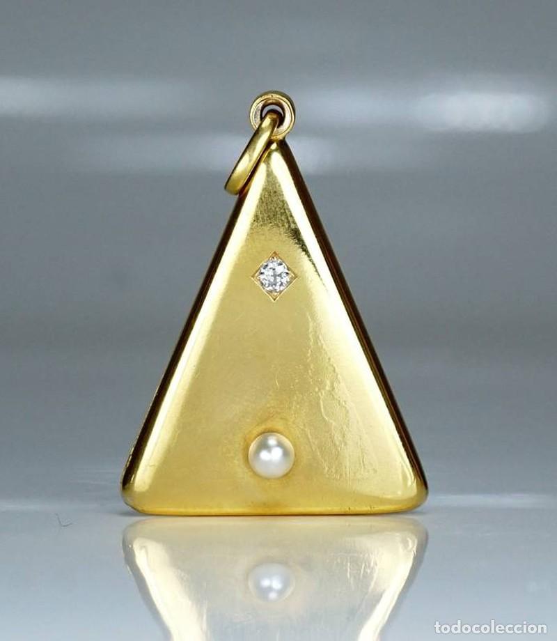 Jewelry: Joias - Pingente de Ouro - Art Deco (1600)