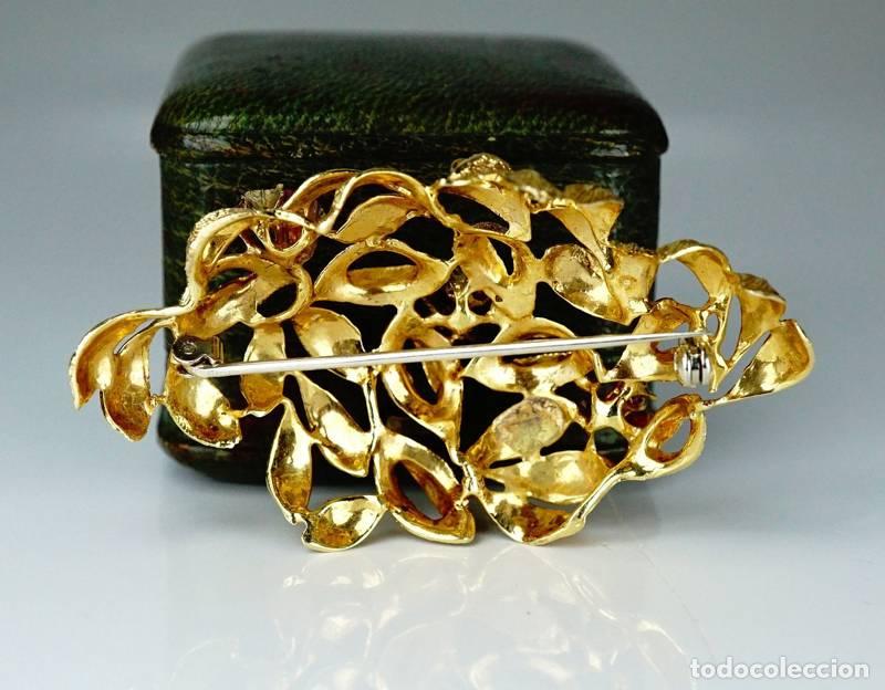 Joyeria: Joias - Pregadeira de Ouro (1631) - Foto 4