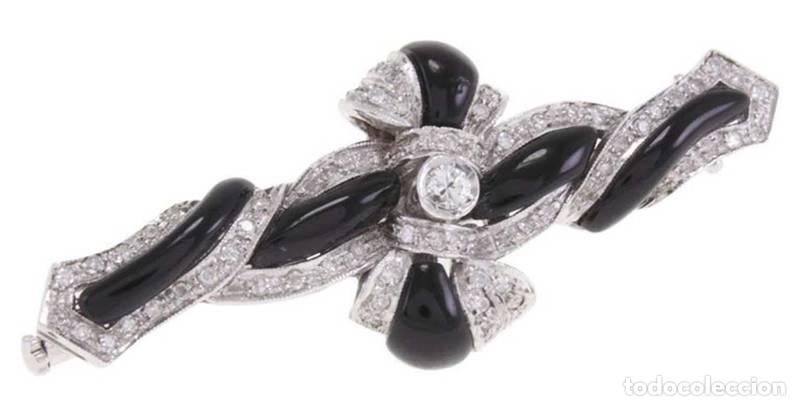 Joyeria: Joias - Pregadeira de Ouro (1688) - Foto 1