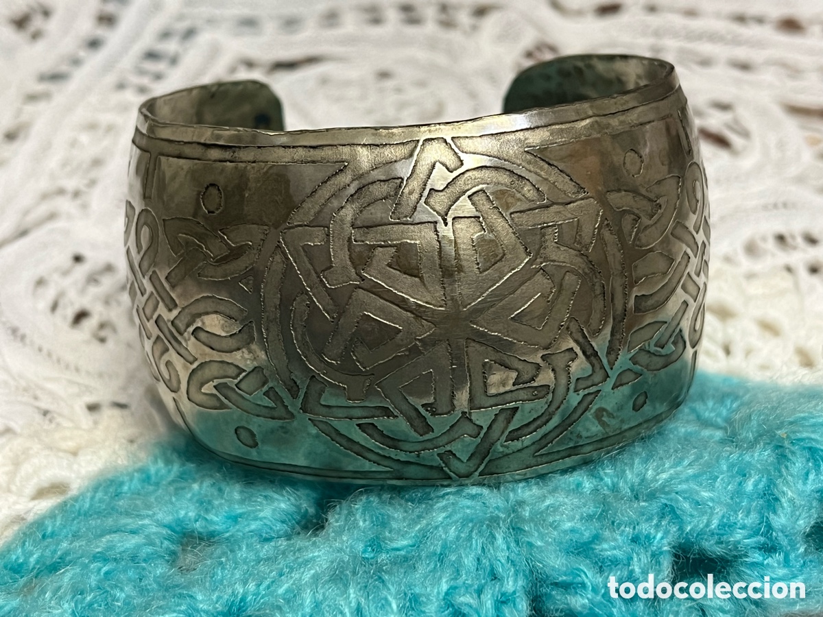 Joalharia: ANTIGUO BRAZALETE ETNICO ARTESANAL MOTIVOS GEOM&Eacute;TRICOS GRABADOS IMPORTANTE LUCIDORA PULSERA