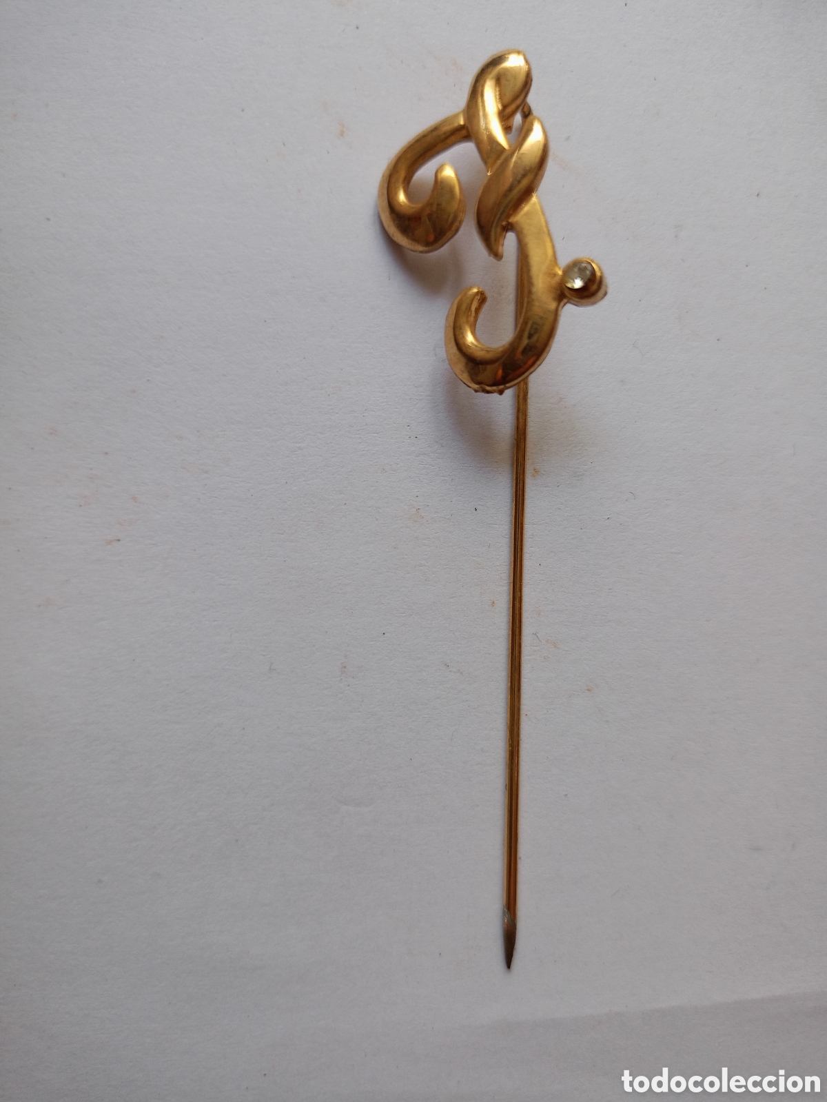 Jewelry: Antigua broche alfiler letra inicial F chapado oro vintage a&ntilde;os 80 sin tap&oacute;n