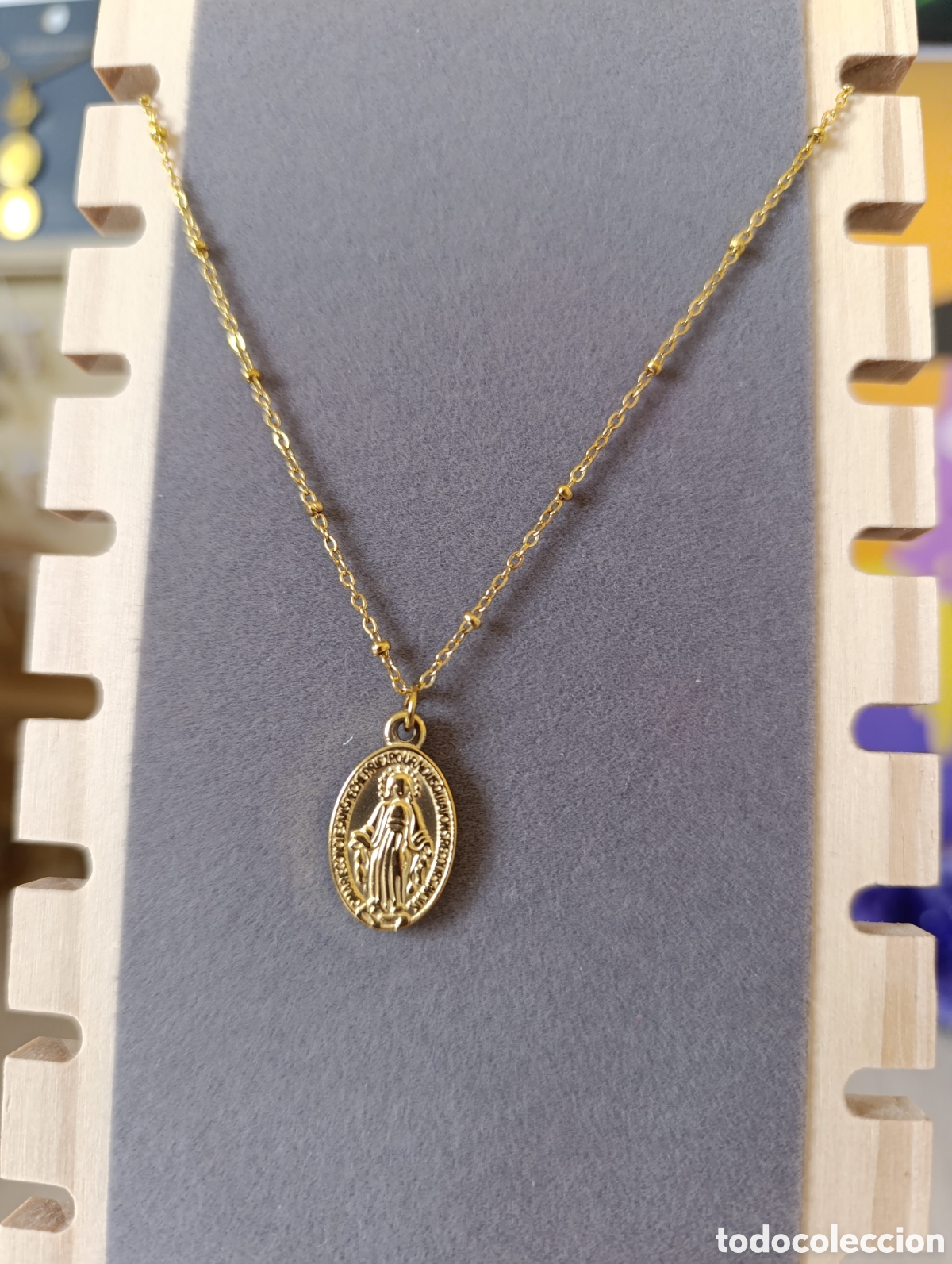 Joyeria: Collar virgen milagrosa
