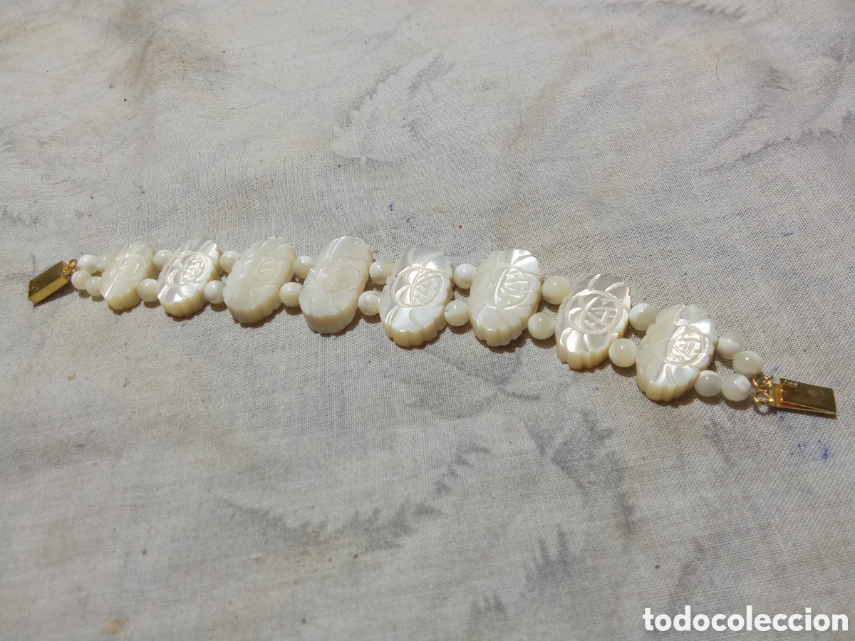 Jewelry: BONITA PULSERA DE NACAR TALLADO