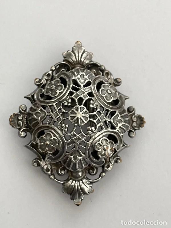 Joyeria: Broche antiguo de estilo rococ&oacute; o victoriano