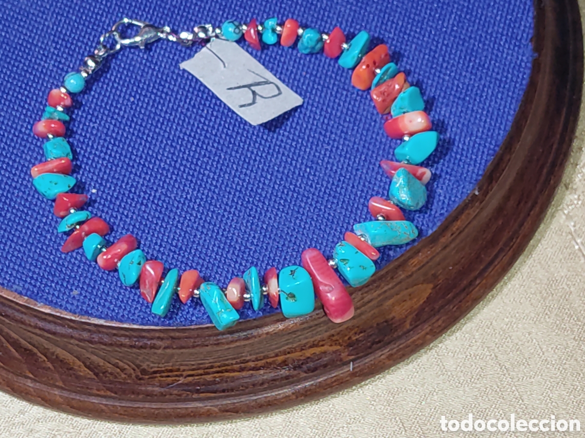 Joyeria: Pulsera vintage de coral y turquesa,hilo de sirga de acero. *R*