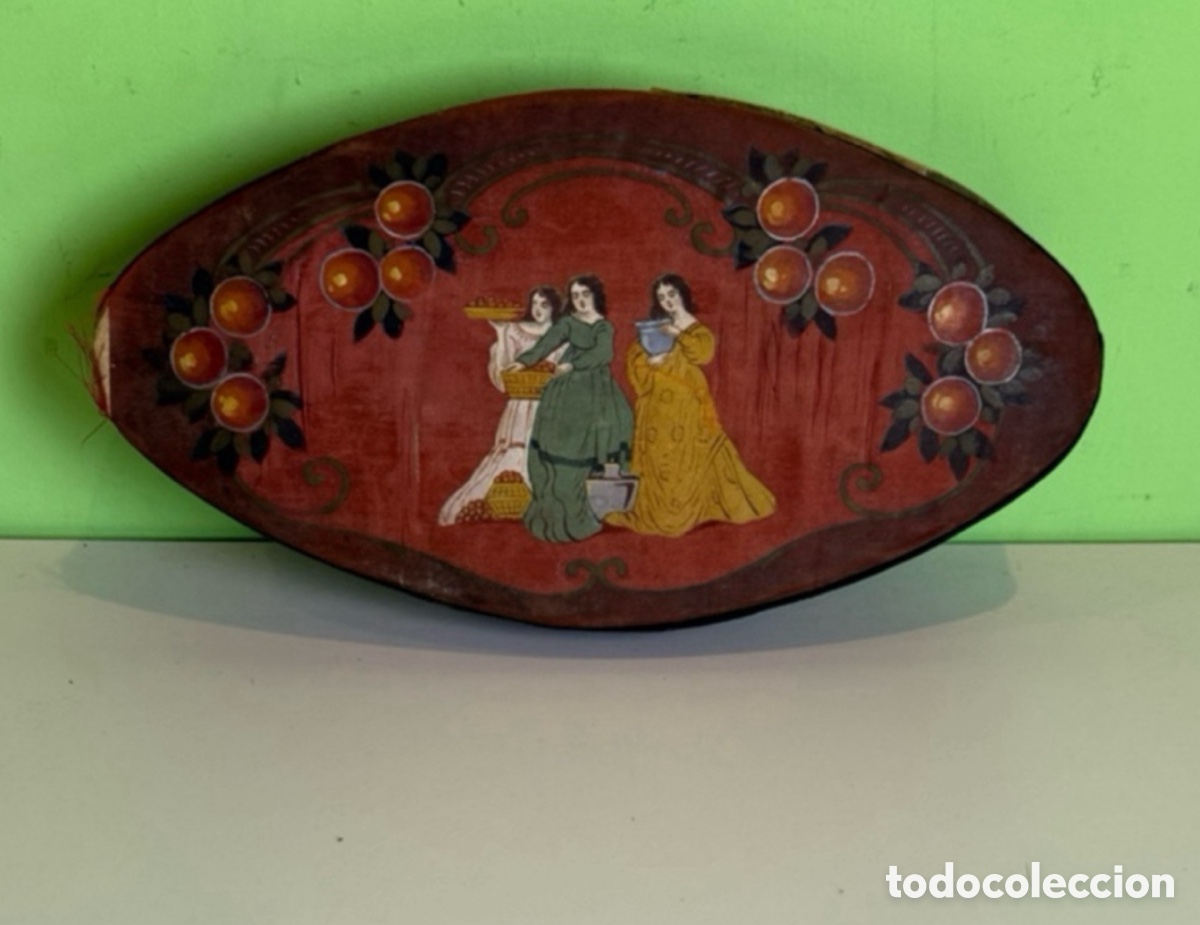 Joyeria: Antigua caja o joyero victoriano pintado a mano con textura de tela SXIX.
