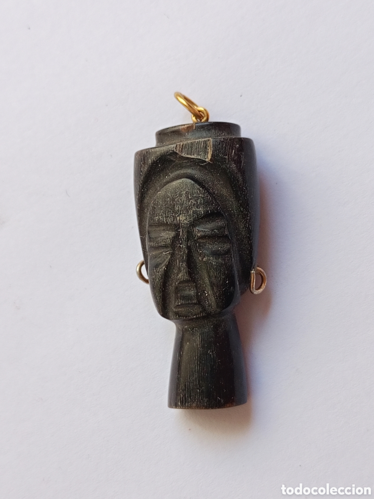 Joyeria: Colgante &eacute;tnico busto mujer 3x1cm resina negra