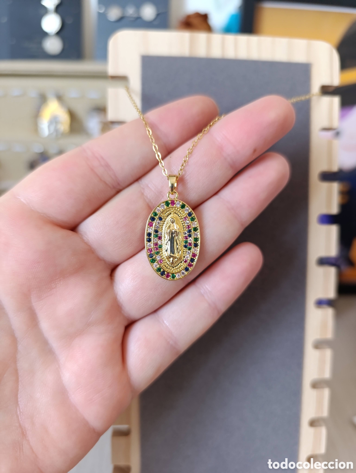 Joyeria: Collar virgen multicolor