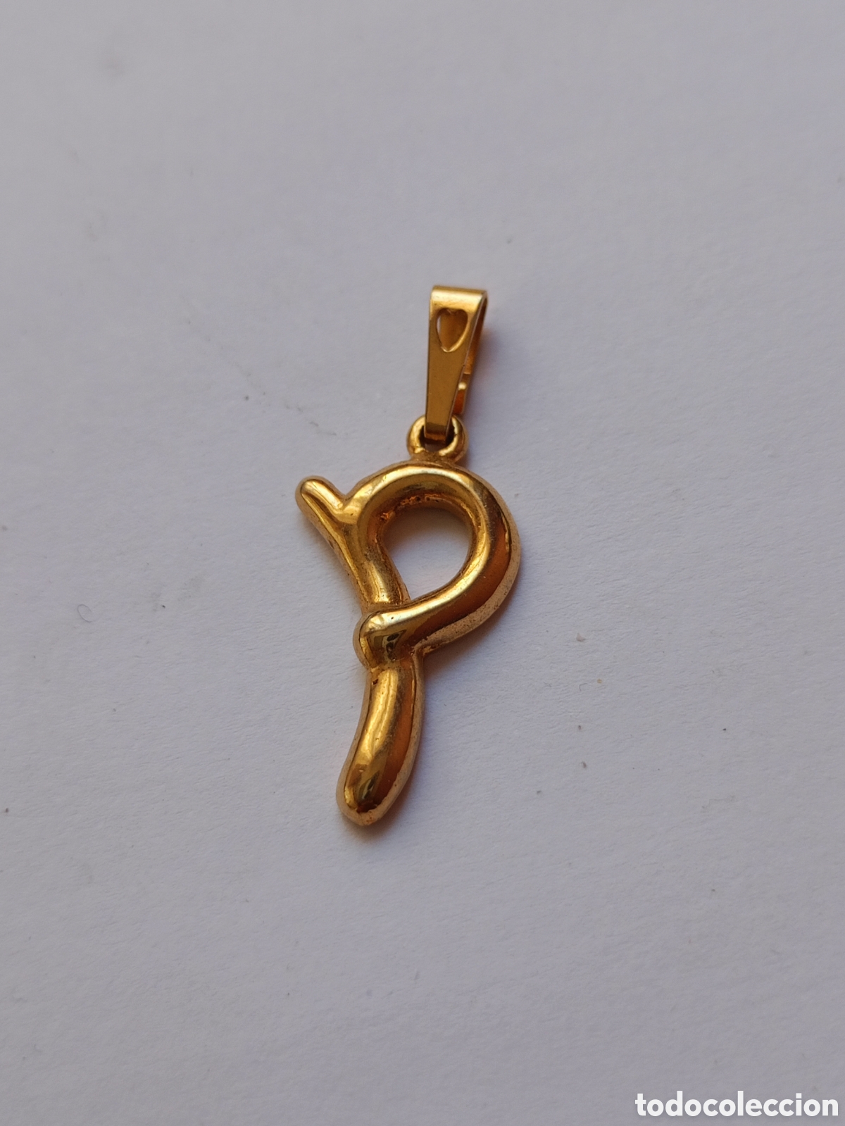 Joyeria: Colgante letra inicial P chapado oro a&ntilde;os 80 vintage