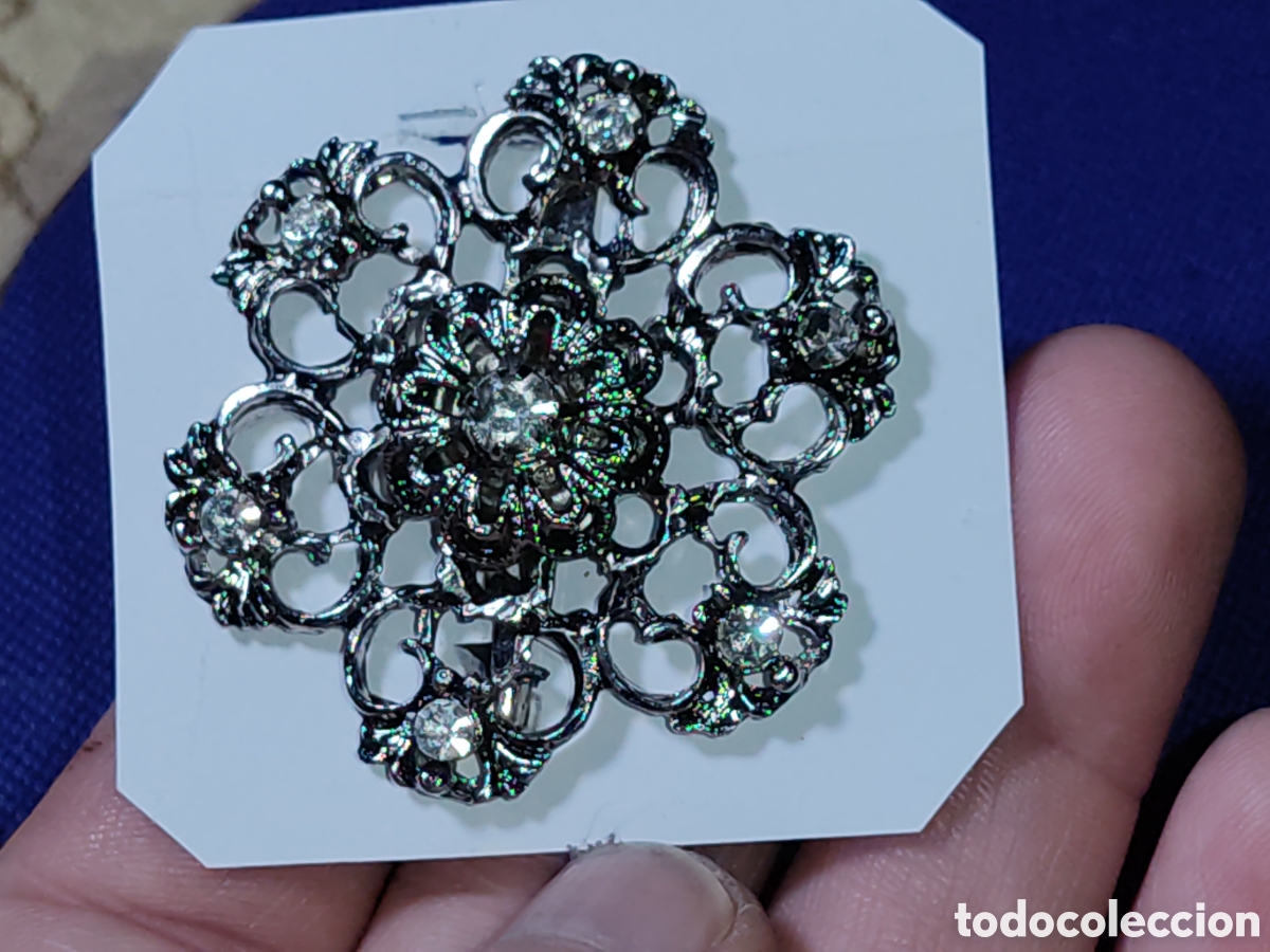 Joyeria: Hermoso broche flor con circonitas o cristales.Vintage.*H*