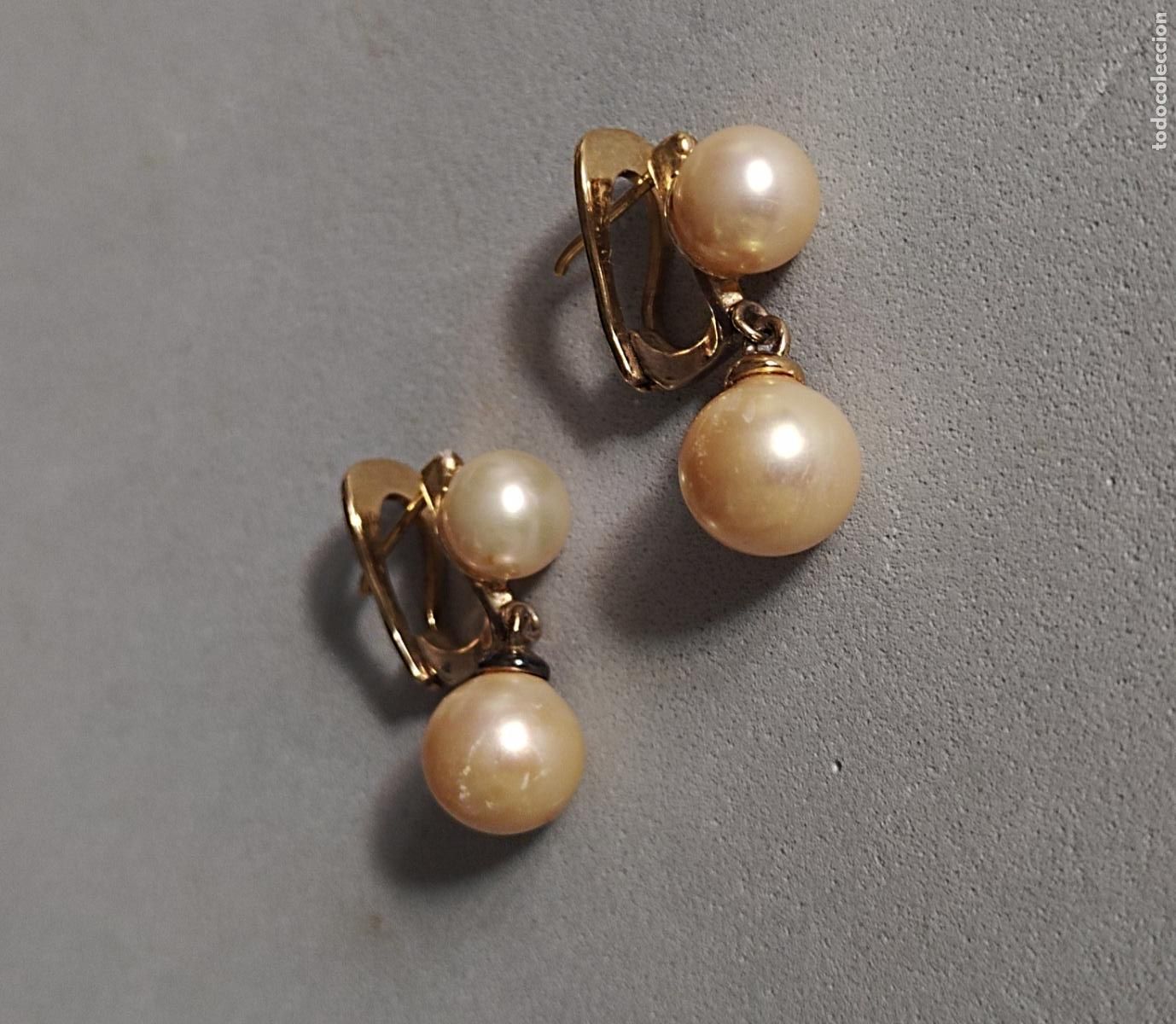 Joyeria: Pendientes de plata de ley contrastada con perlas, ba&ntilde;o de oro, cierre de omega.