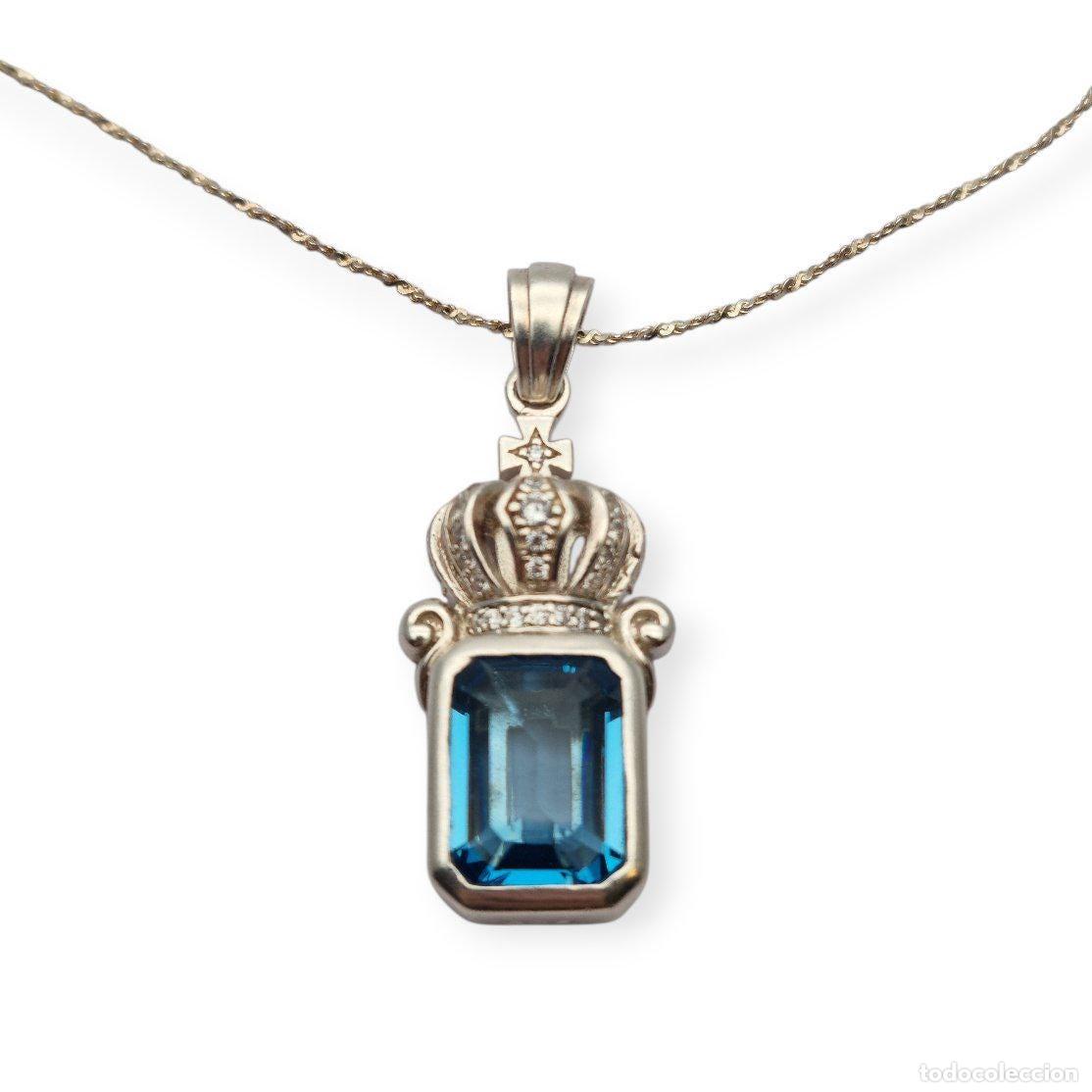 Joyeria: Colgante vintage corona en plata 925 con gran piedra azul, circa 1980