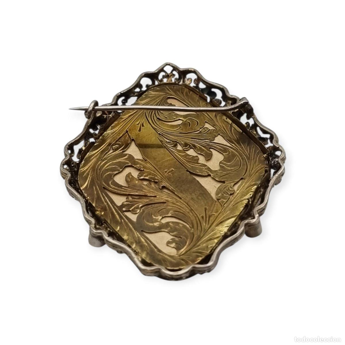 Joyeria: Broche victoriano miniatura pintada firmado Vultur de plata y vermeil, circa 1880