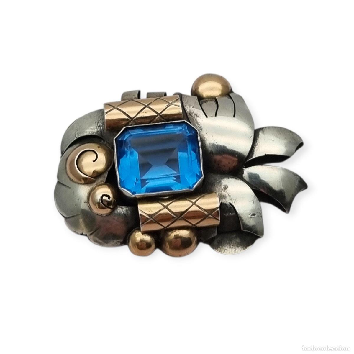 Joyeria: Broche Art D&eacute;co Catal&aacute;n en plata con vistas de oro y simil aguamarina, circa 1930-1940