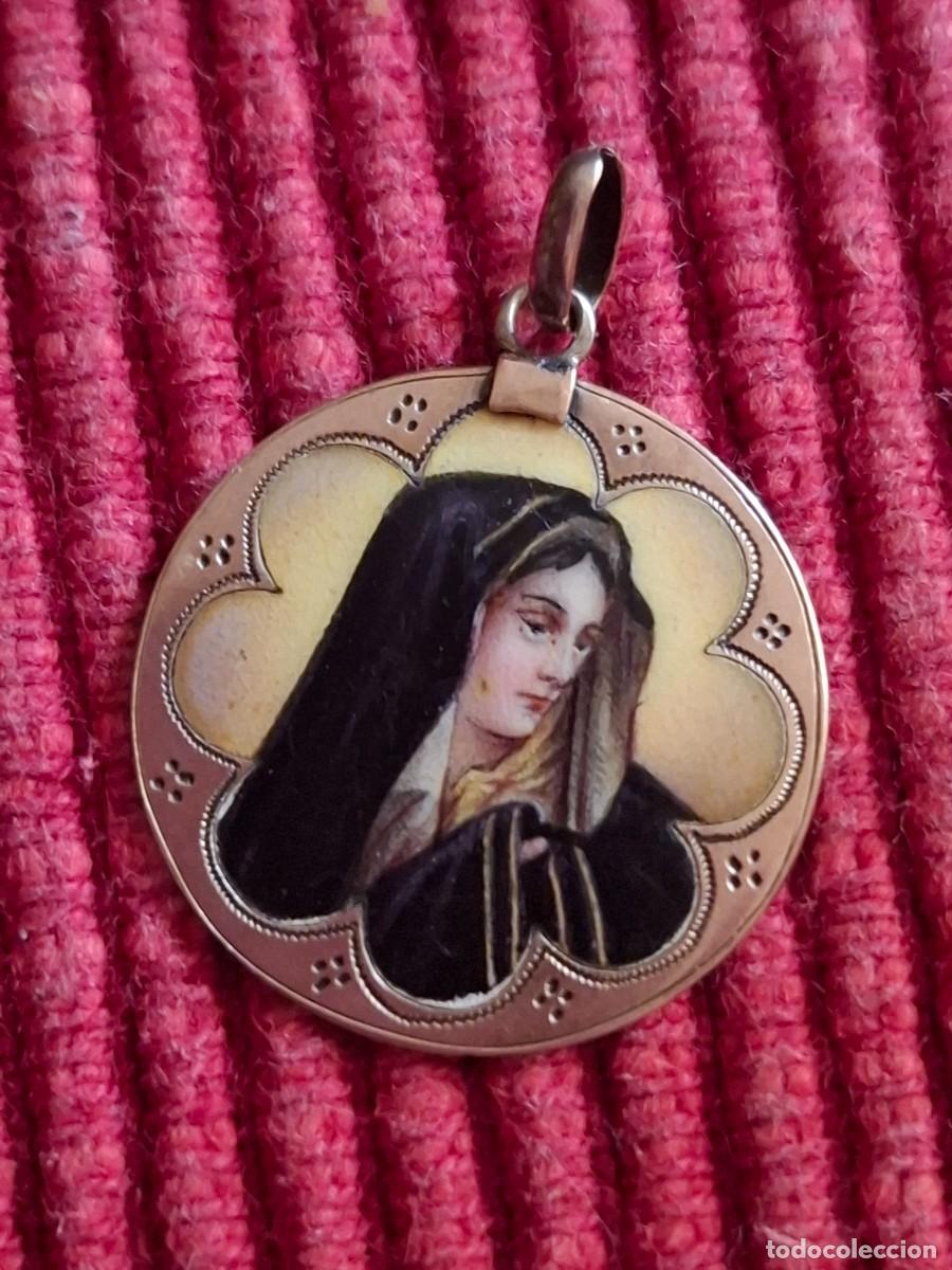 Joyeria: ANTIGUA MEDALLA DE ORO DE 9 QUILATES Y ESMALTES