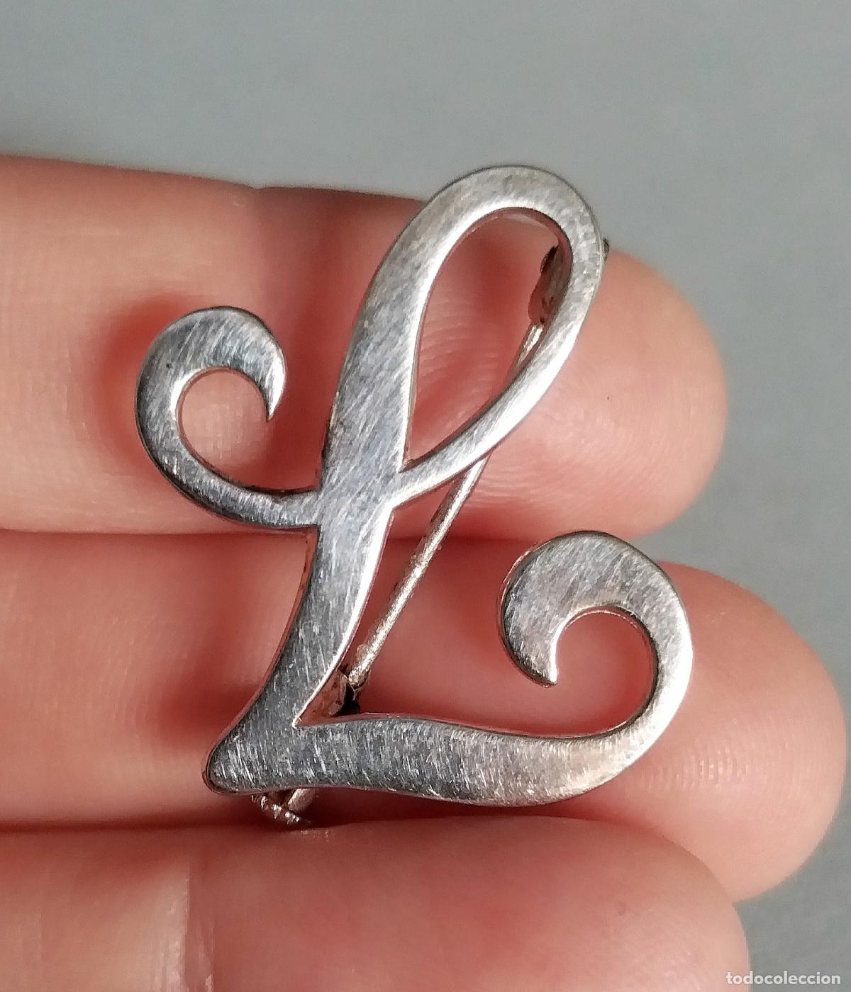 Joyeria: Broche de plata de ley, letra L - Foto 1